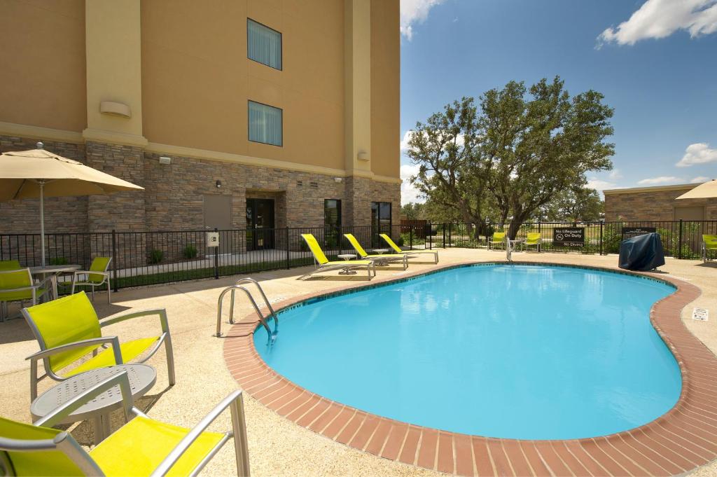 Hampton Inn Uvalde Main image 1